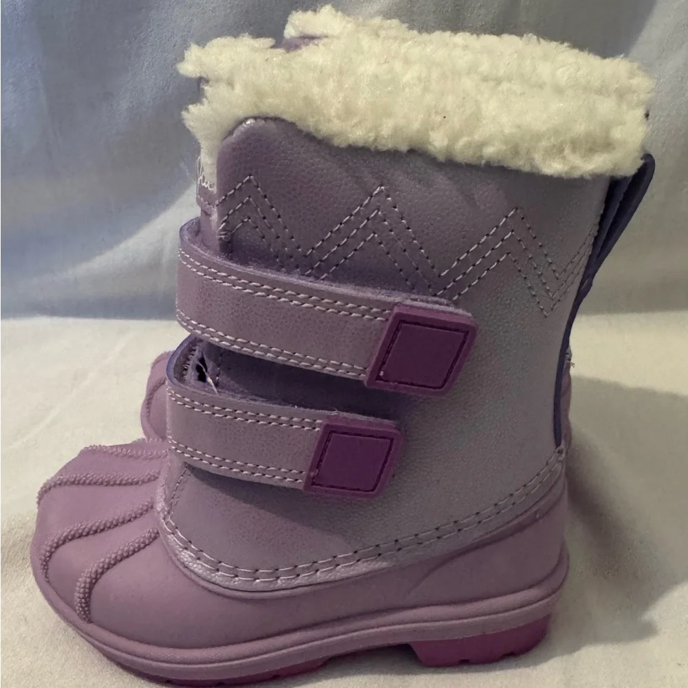 NWT Cat & Jack Iredescent Pink Snow Boots with Faux Fur Trim Sz 6T - Picture 2 of 9
